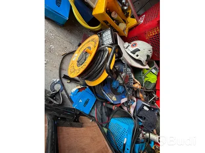 Skåpbil Volkswagen Transporter 2.5 -2008 | Med innehåll | Reparationsobjekt