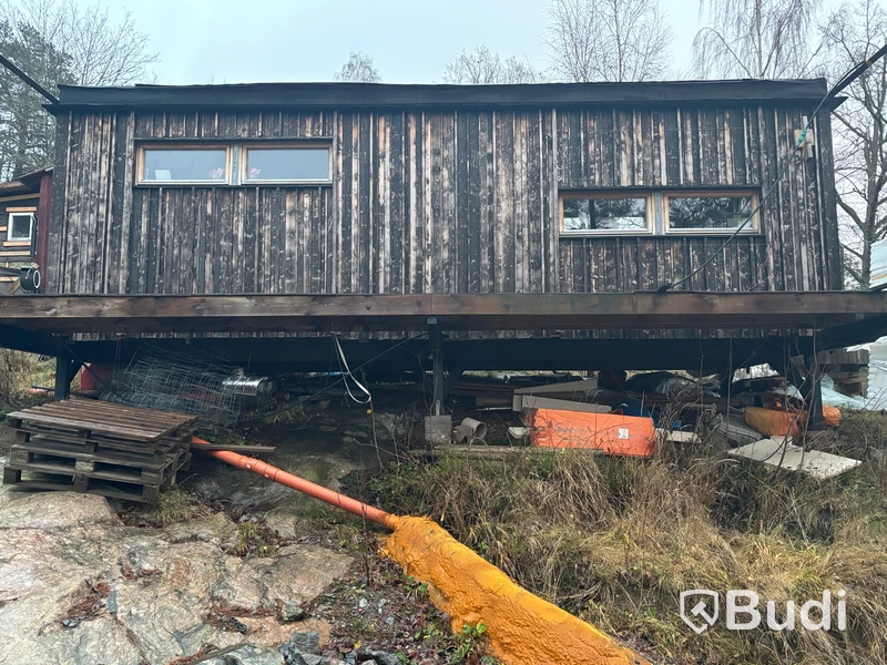 Bod iordninggjord som komplementsbyggnad