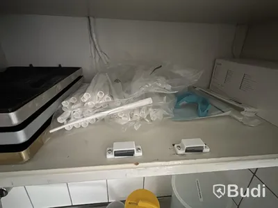 Parti dentalt förbrukningsmaterial och tillbehör
