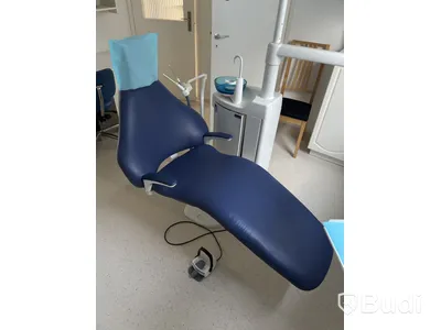 Dental chair PLANMECA COMPACT i with instrument unit and operating light