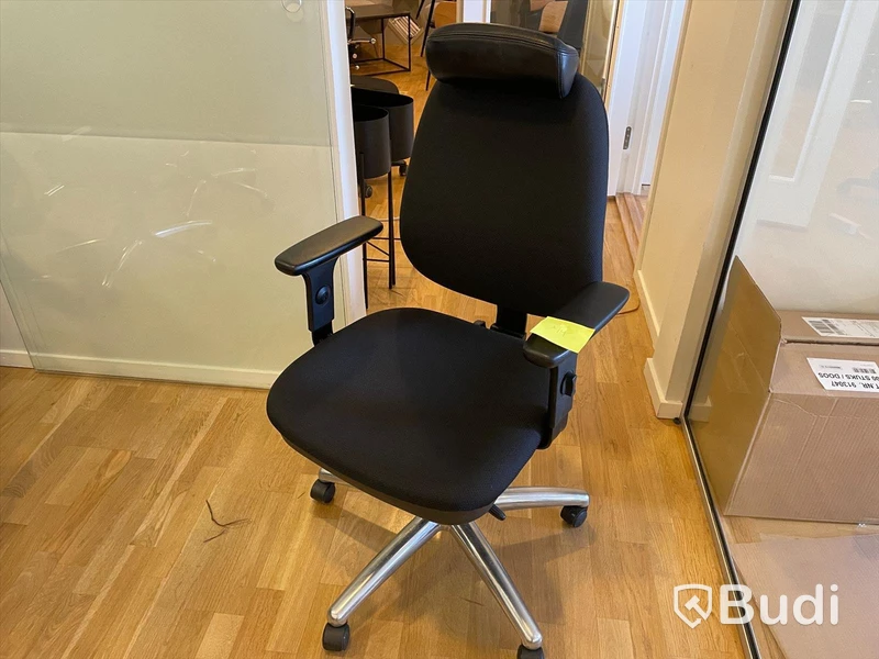 Skrivbordsstol med Nack och armstöd, REKO Arbetsstol officeline