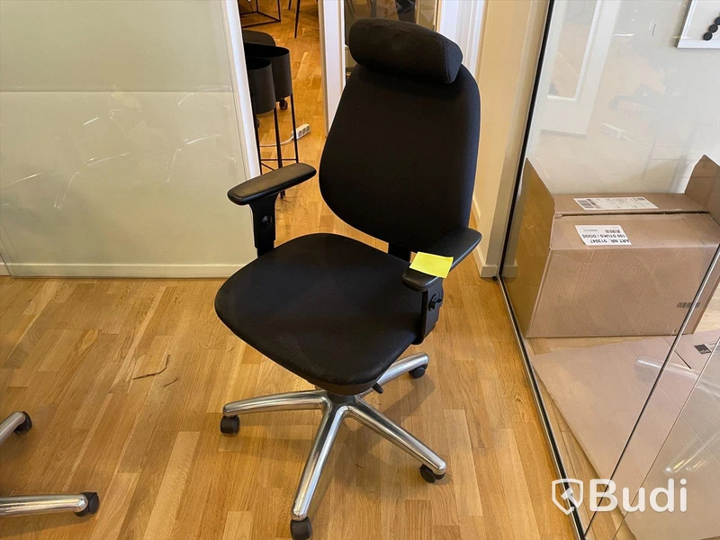 Skrivbordsstol med Nack och armstöd, REKO Arbetsstol officeline