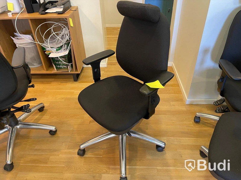 Skrivbordsstol med Nack och armstöd, REKO Arbetsstol officeline