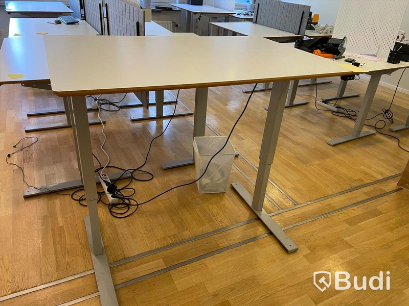 Elektriskt höj och sänkbart skrivbord 120x80 utan skärmvägg