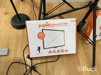 Ljuskit med 2st Ledpaneler Jupiter PowerLed 288 på stativ samt mikrofonstativ