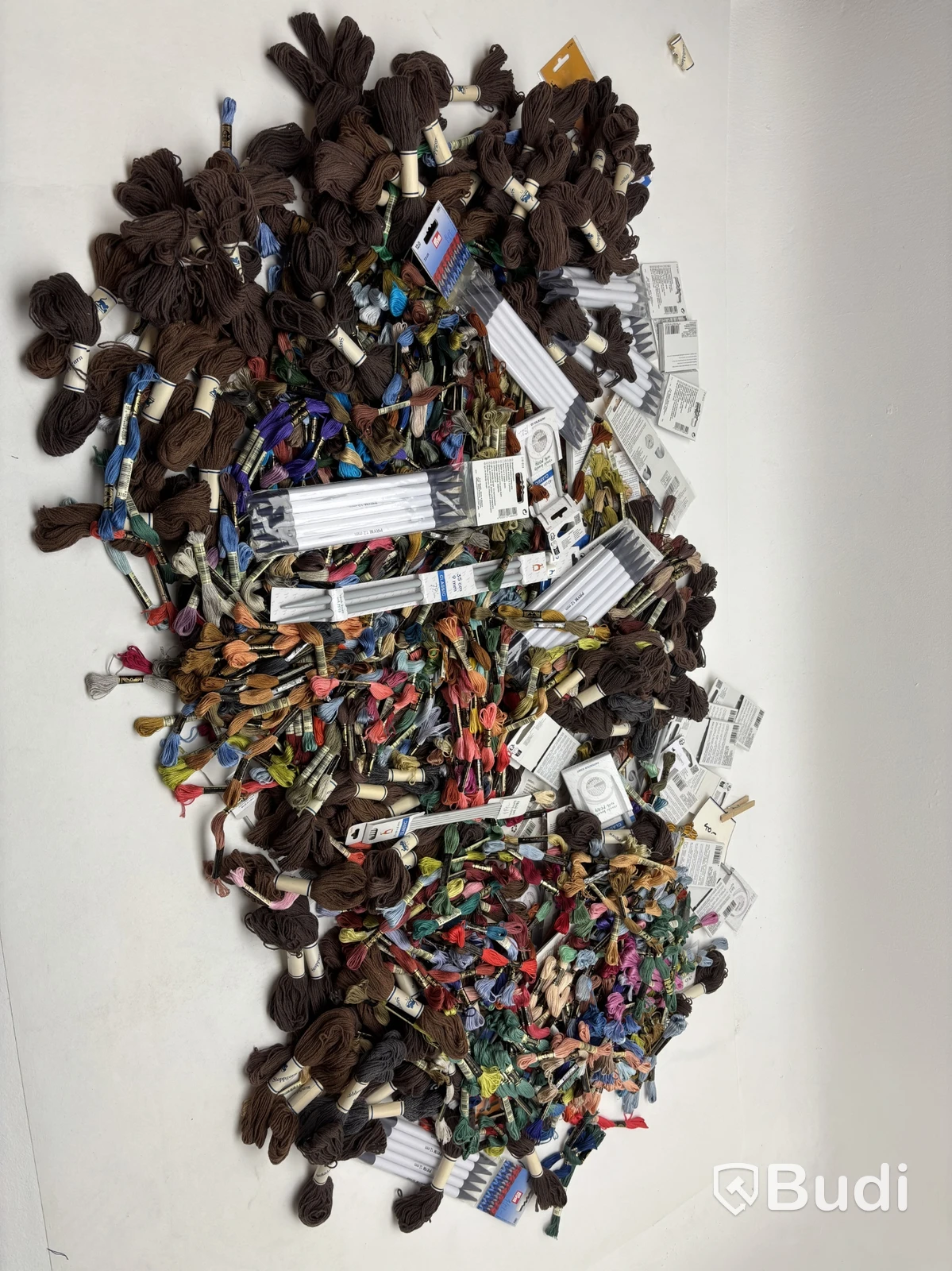 Lot of assorted yarn and yarn accessories - see all photos for contents