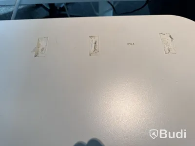 Höj- och sänkbart skrivbord Ikea Bekant, inkl. kontorsstol, skärm och skrivbordslampa
