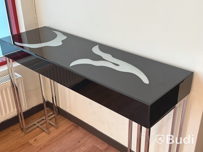 Sidobord med svart skiva, 120 cm
