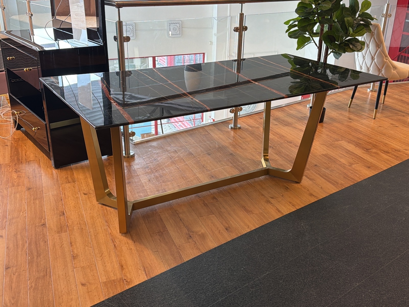 Matbord, svart/ guld, 180x90 cm