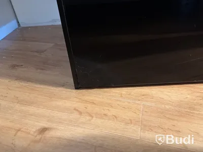 Spegelbyrå, blanksvart