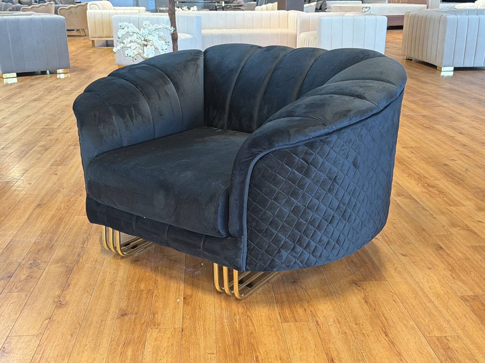 Fåtölj, svart sammet