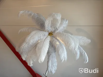 Golvlampa med fjädrar, höjd ca 160 cm