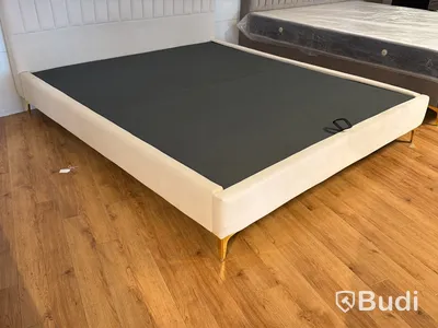 Säng med sänggavel i beige sammet, 180x200 cm