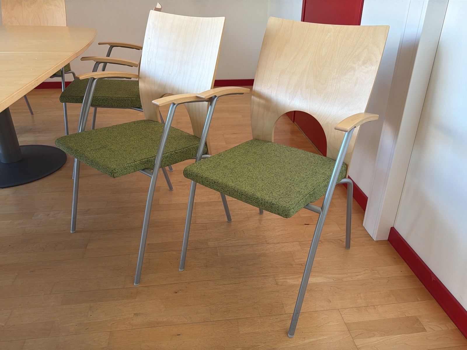 8 st konferensstolar, Kinnarps