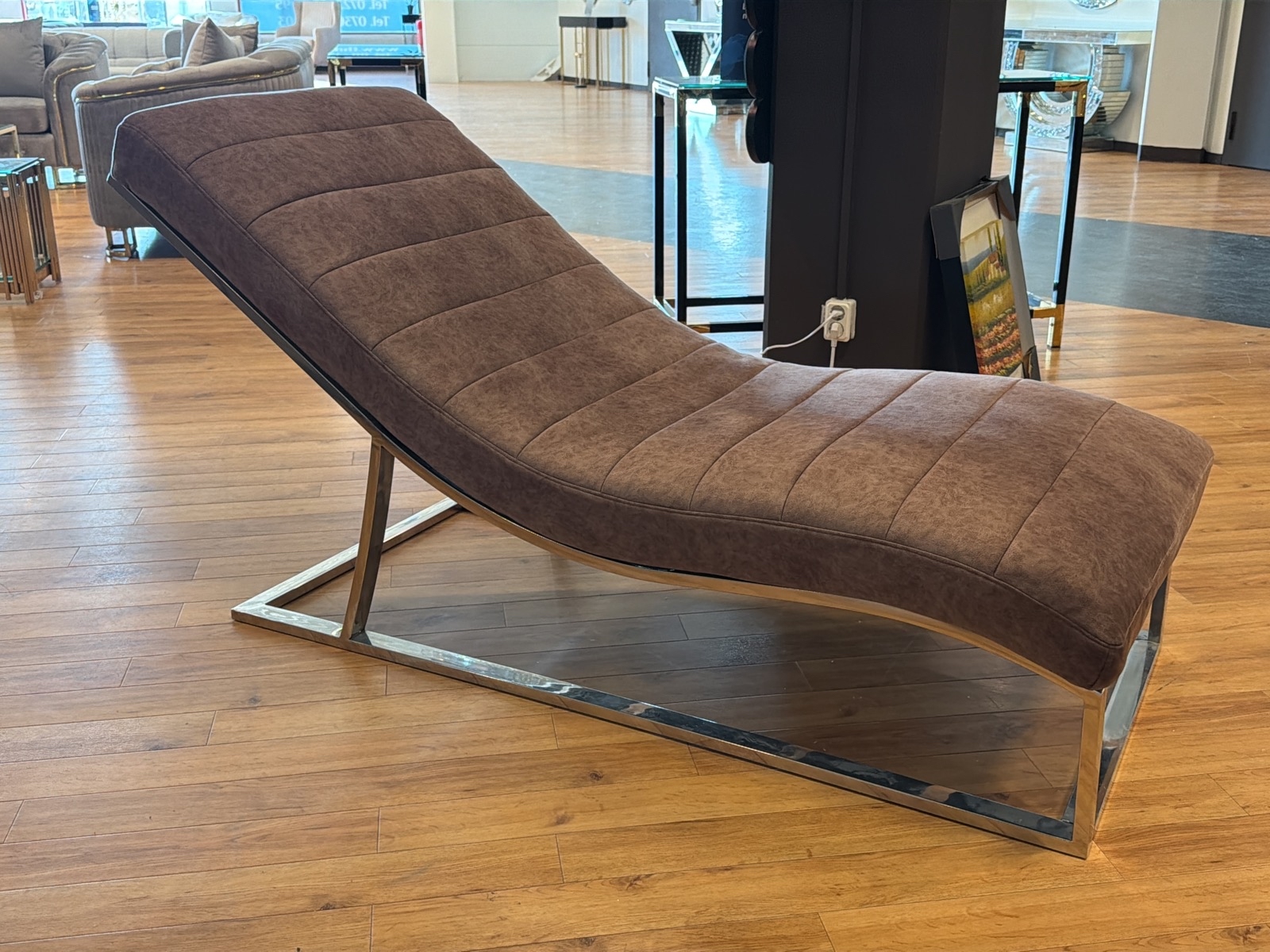 Schäslong, gråbrun sammet