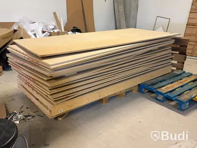 Skivmaterial, ca 40 st samt ca 20 st reglar