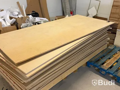 Skivmaterial, ca 40 st samt ca 20 st reglar