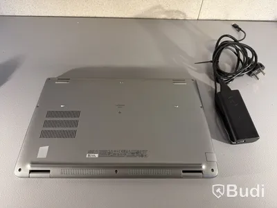 Bärbar dator Dell Modell: Latitude 5550 RAM: 16GB = 2x8 GB DDR5  Operativsystem: Windows Laddare medföljer: Ja Lagring: 512GB SSD