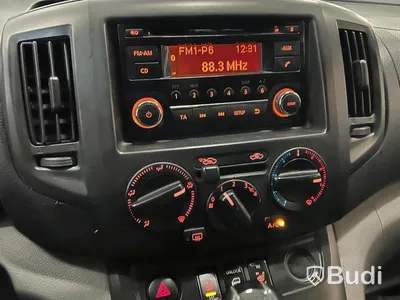 Skåpbil Nissan NV200 -2018