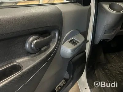 Skåpbil Nissan NV200 -2018