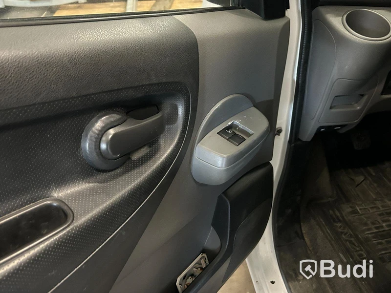 Skåpbil Nissan NV200 -2018