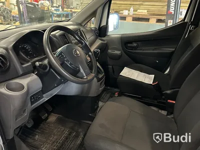 Skåpbil Nissan NV200 -2018