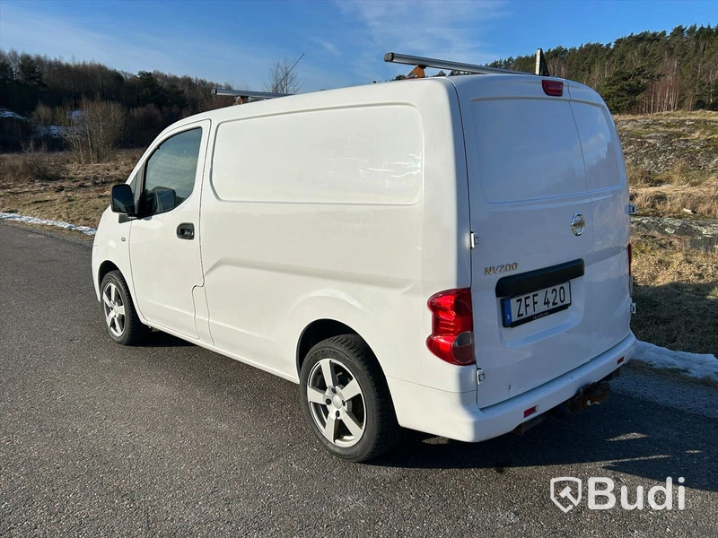 Skåpbil Nissan NV200 -2018