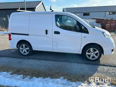 Skåpbil Nissan NV200 -2018