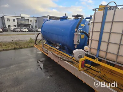 Lastväxlaflak med tank
