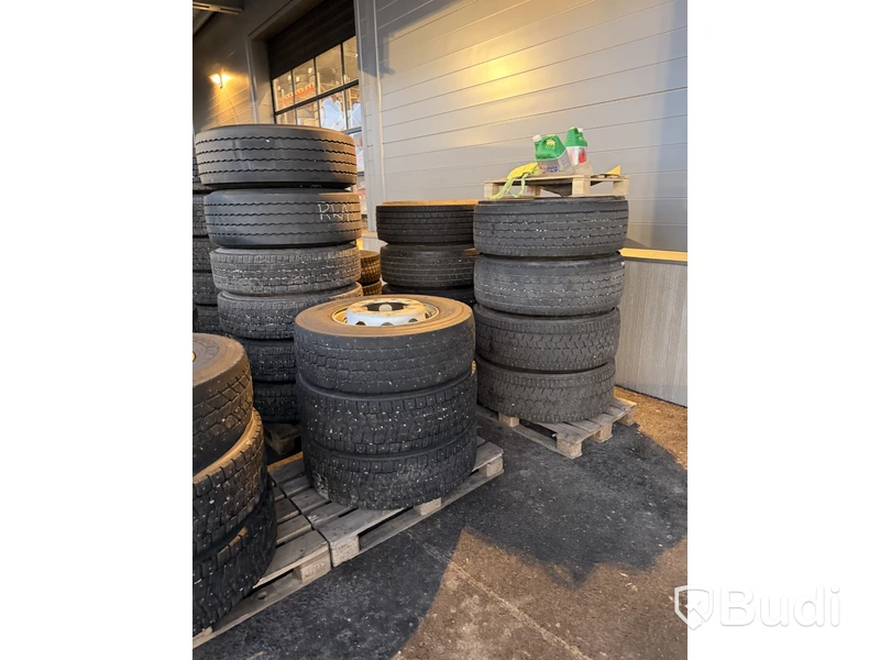 Diverse vinterhjul till Lastbil