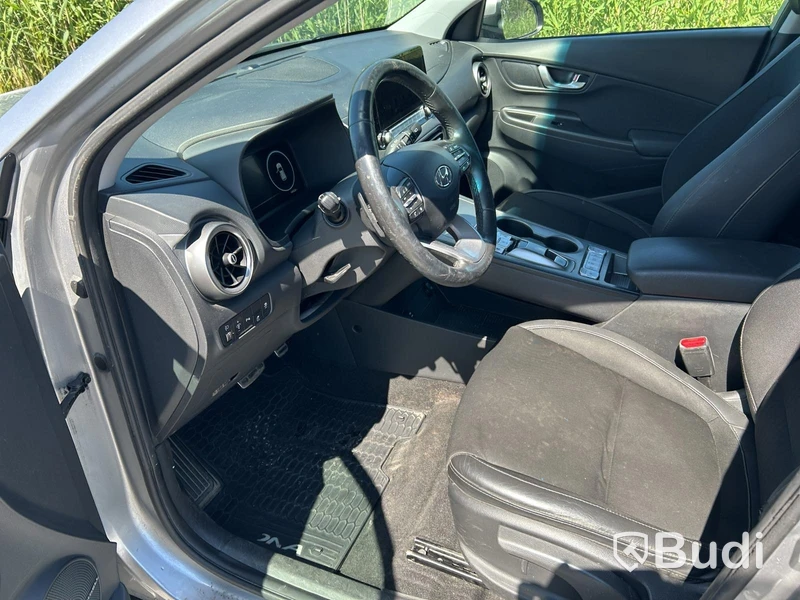 Passenger car Hyundai Kona Electric - 2023 | Electric