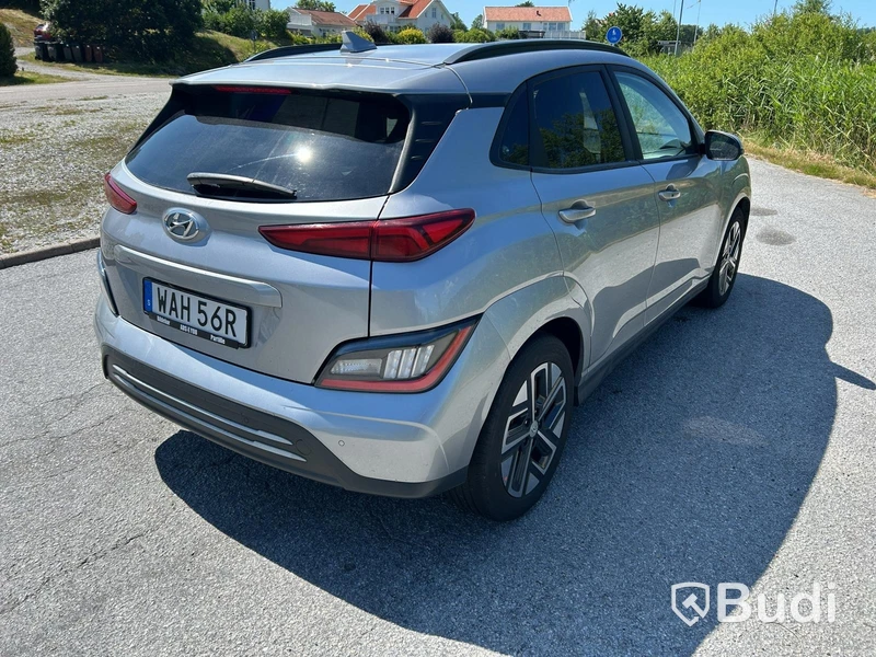 Passenger car Hyundai Kona Electric - 2023 | Electric