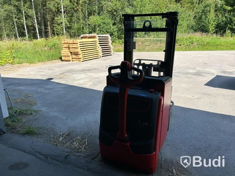 Truck Linde D10, el, 4714 h, ledstaplare