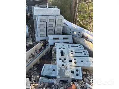 Staketfot till byggstängsel