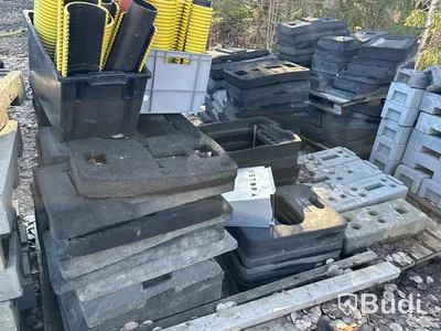 Staketfot till byggstängsel