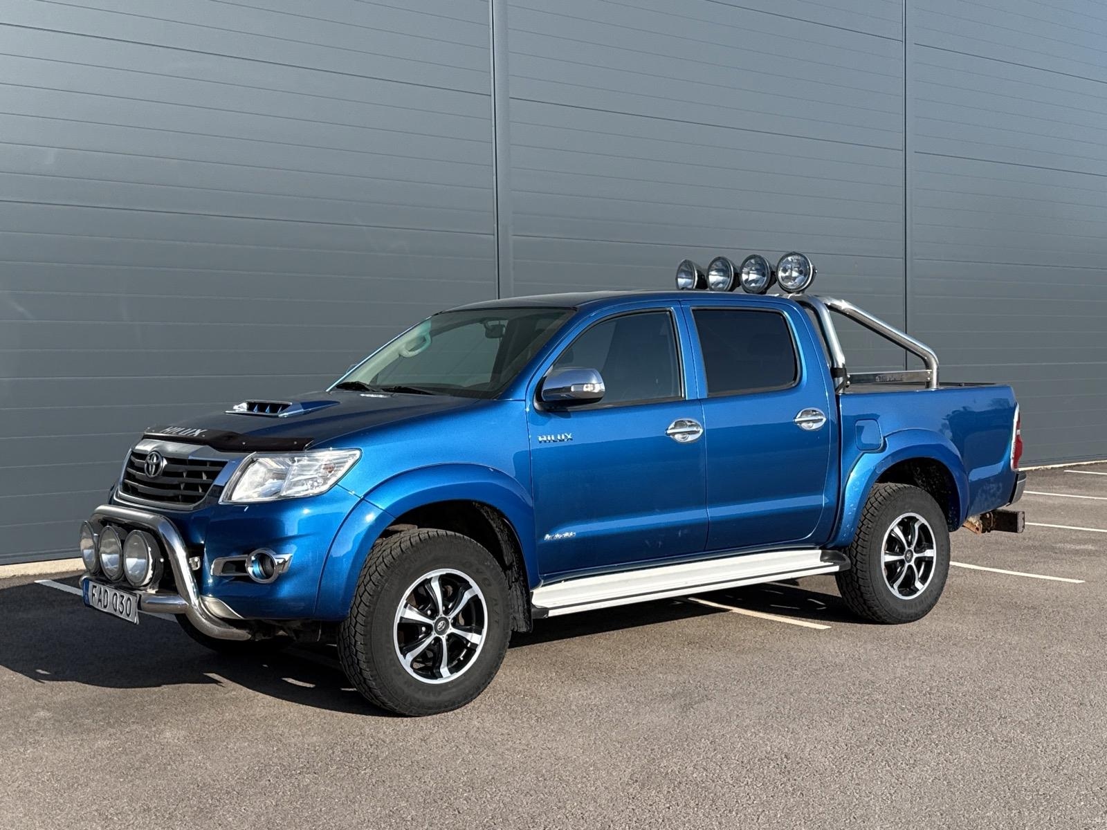 Toyota Hilux 3.0 D Invincible | Dubbelhytt | Automat | 2014