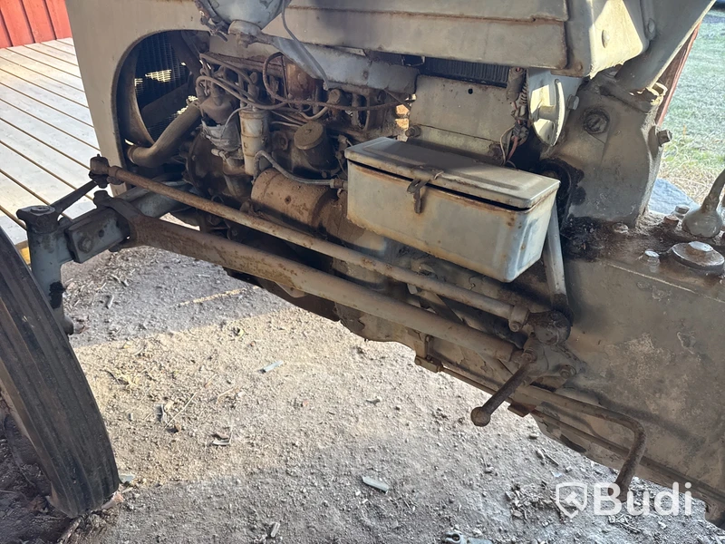 Veterantraktor Ferguson Grålle TE A 20  -1952 | reparationsobjekt