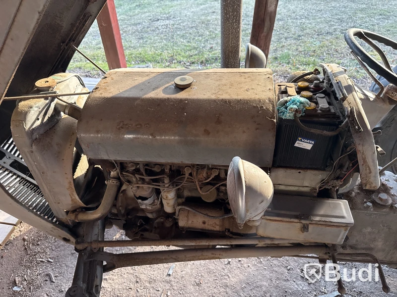 Veterantraktor Ferguson Grålle TE A 20  -1952 | reparationsobjekt