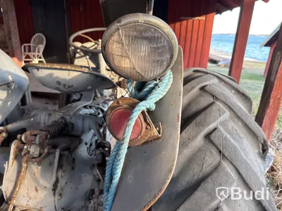 Veterantraktor Ferguson Grålle TE A 20  -1952 | reparationsobjekt