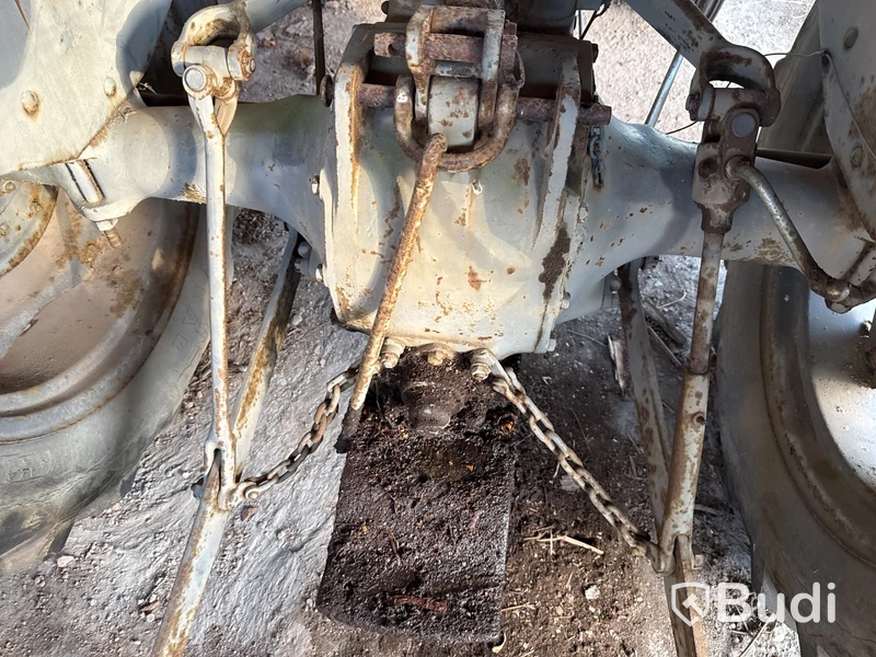 Veterantraktor Ferguson Grålle TE A 20  -1952 | reparationsobjekt
