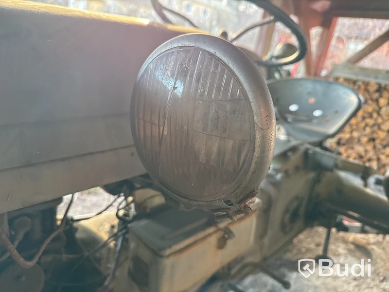 Veterantraktor Ferguson Grålle TE A 20  -1952 | reparationsobjekt