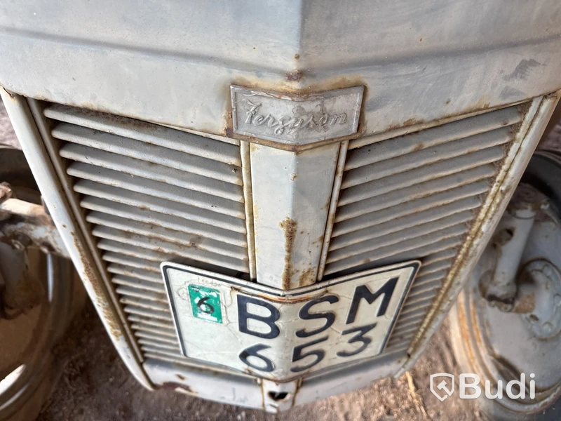 Veterantraktor Ferguson Grålle TE A 20  -1952 | reparationsobjekt