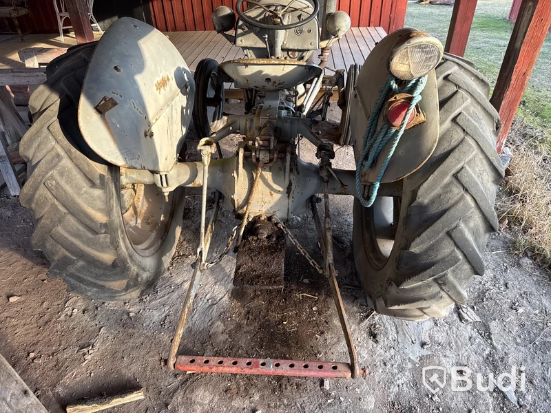 Veterantraktor Ferguson Grålle TE A 20  -1952 | reparationsobjekt