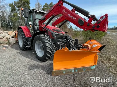 Traktor Massey Ferguson -2023 | Mf 5s.125 | Vikplog & Sandspridare