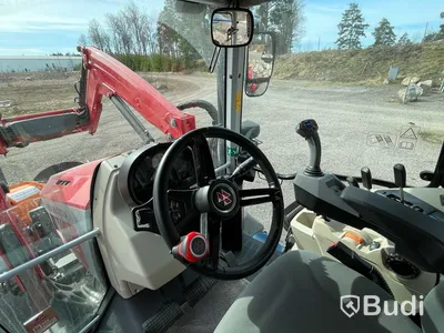 Traktor Massey Ferguson -2023 | Mf 5s.125 | Vikplog & Sandspridare