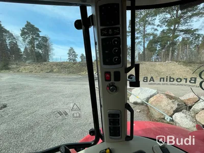 Traktor Massey Ferguson -2023 | Mf 5s.125 | Vikplog & Sandspridare