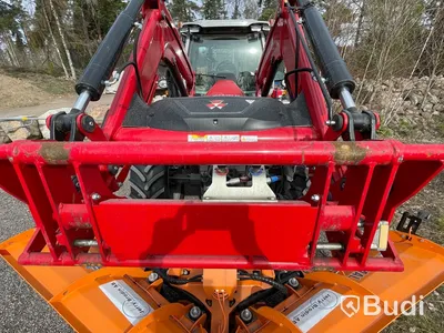 Traktor Massey Ferguson -2023 | Mf 5s.125 | Vikplog & Sandspridare