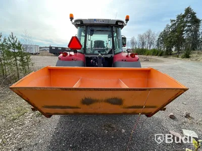 Traktor Massey Ferguson -2023 | Mf 5s.125 | Vikplog & Sandspridare