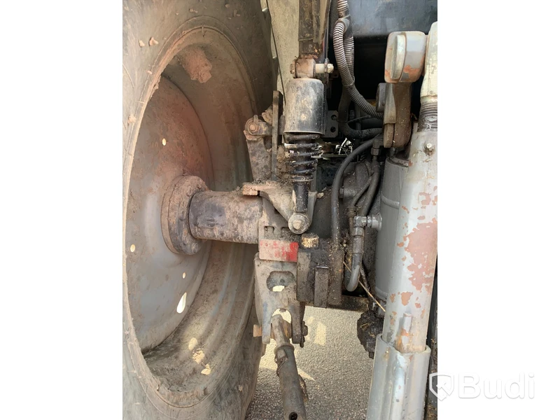 Massey Ferguson MF5613 Dyna 4 med lastare -2014