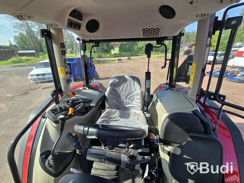 Massey Ferguson MF4708M | 2023 | 140 timmar